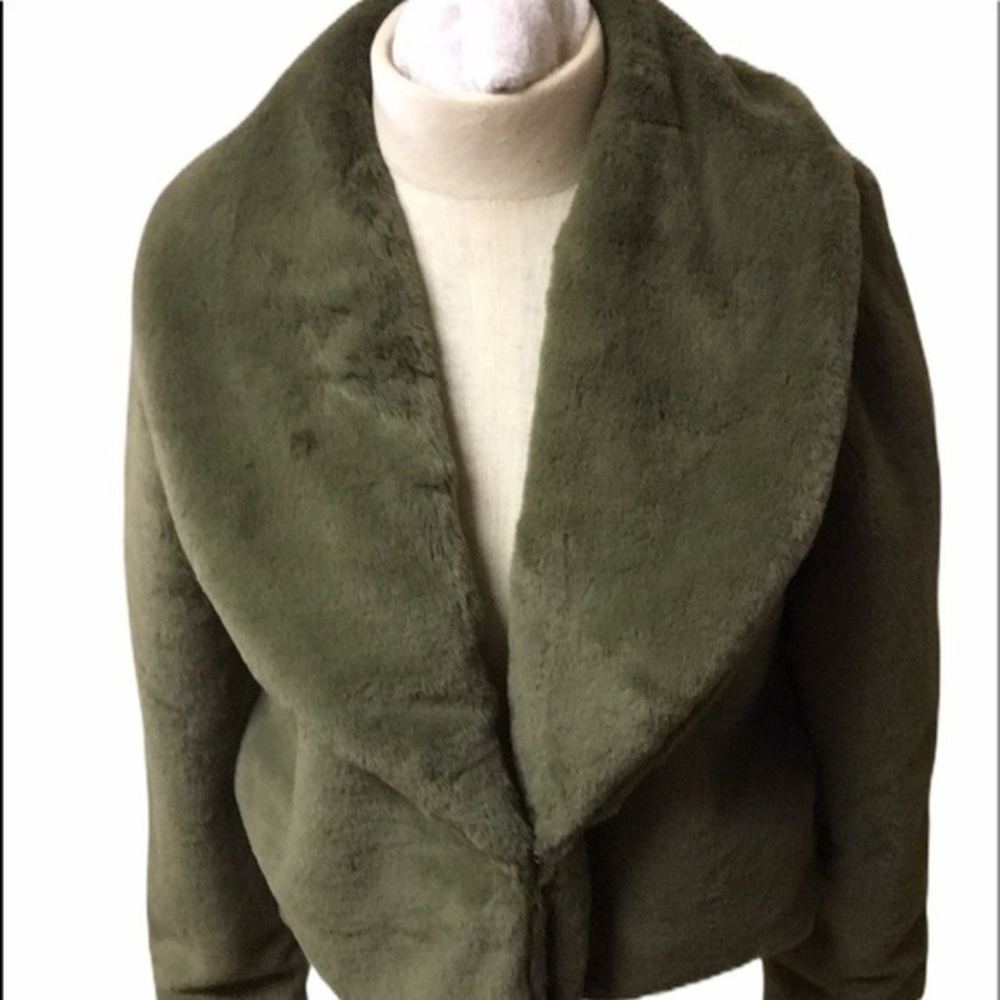 New With Tags Rampage Olive Woobie Jacket
